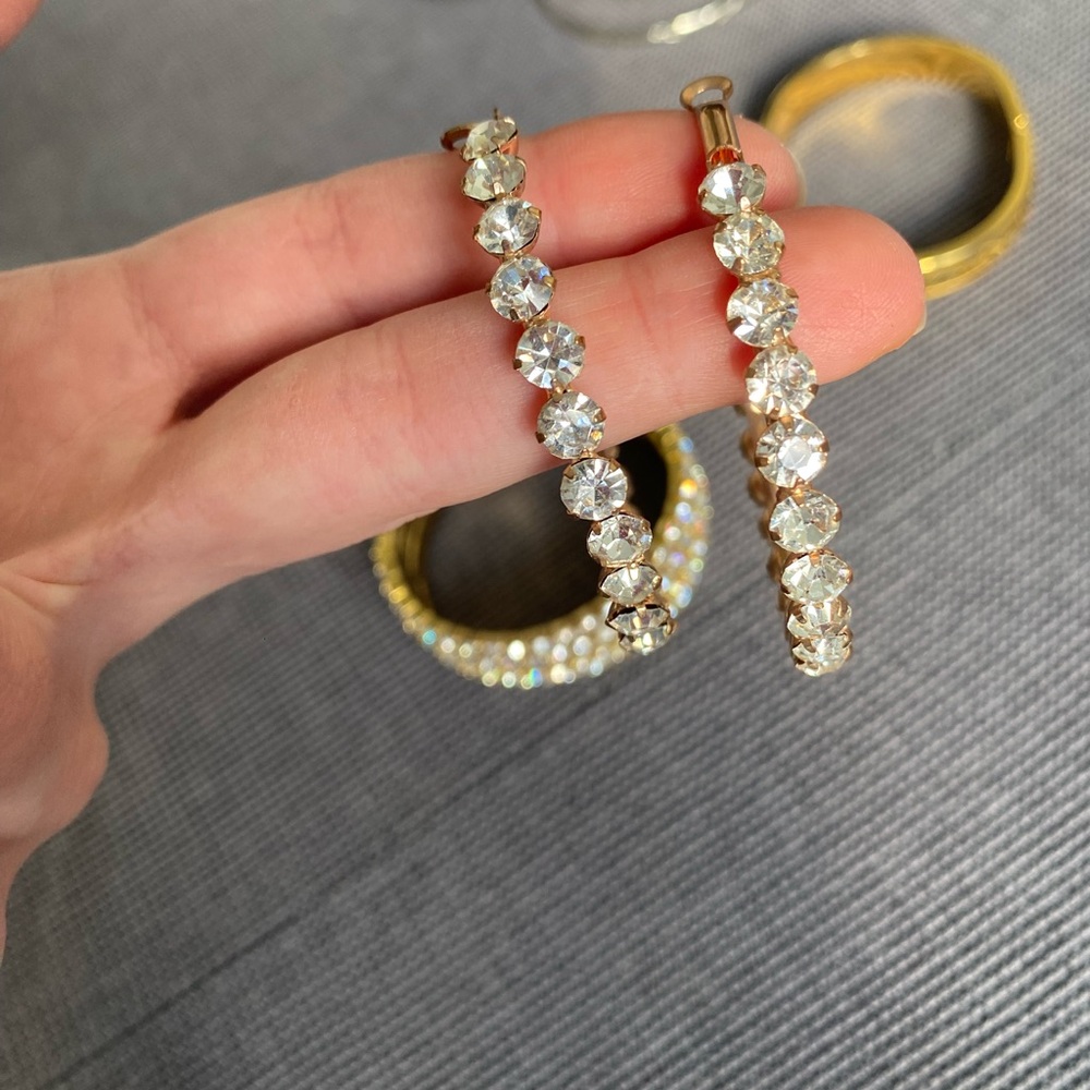 Elegant Crystal Drop Earrings